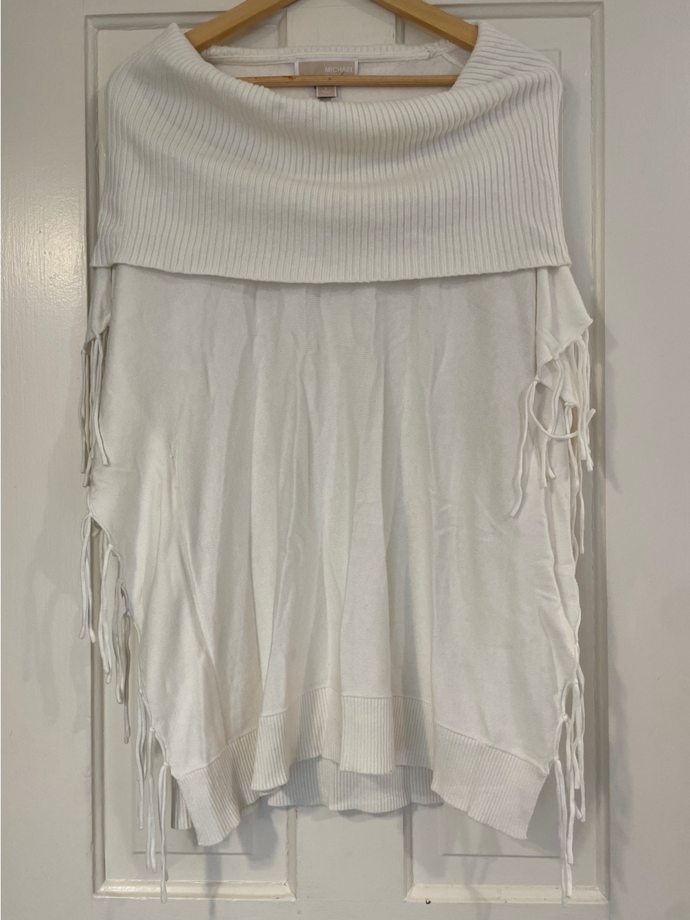 Michael Kors White Off-the-Shoulder Fringe Sweater Poncho Size L